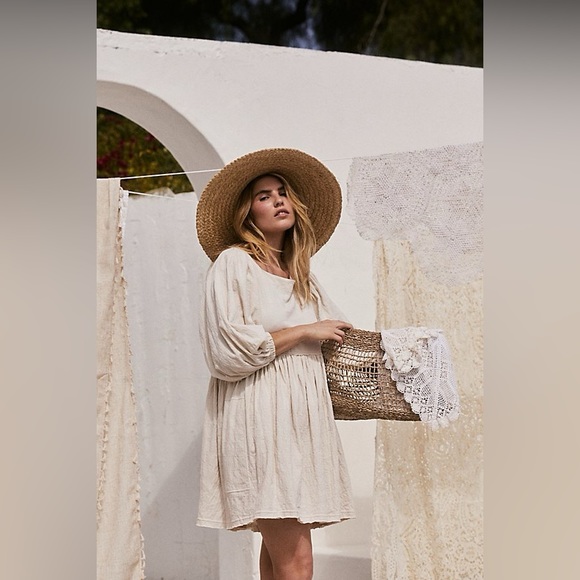 Free People Dresses & Skirts - Free People Cream Mini Dress